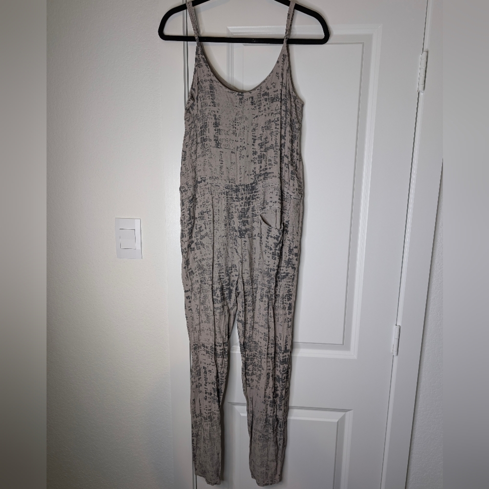 💘 Enza Costa Strappy Jumpsuit - Picture 5 of 8